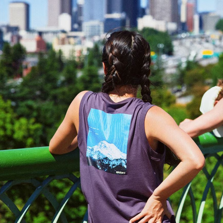 Graphic Tank