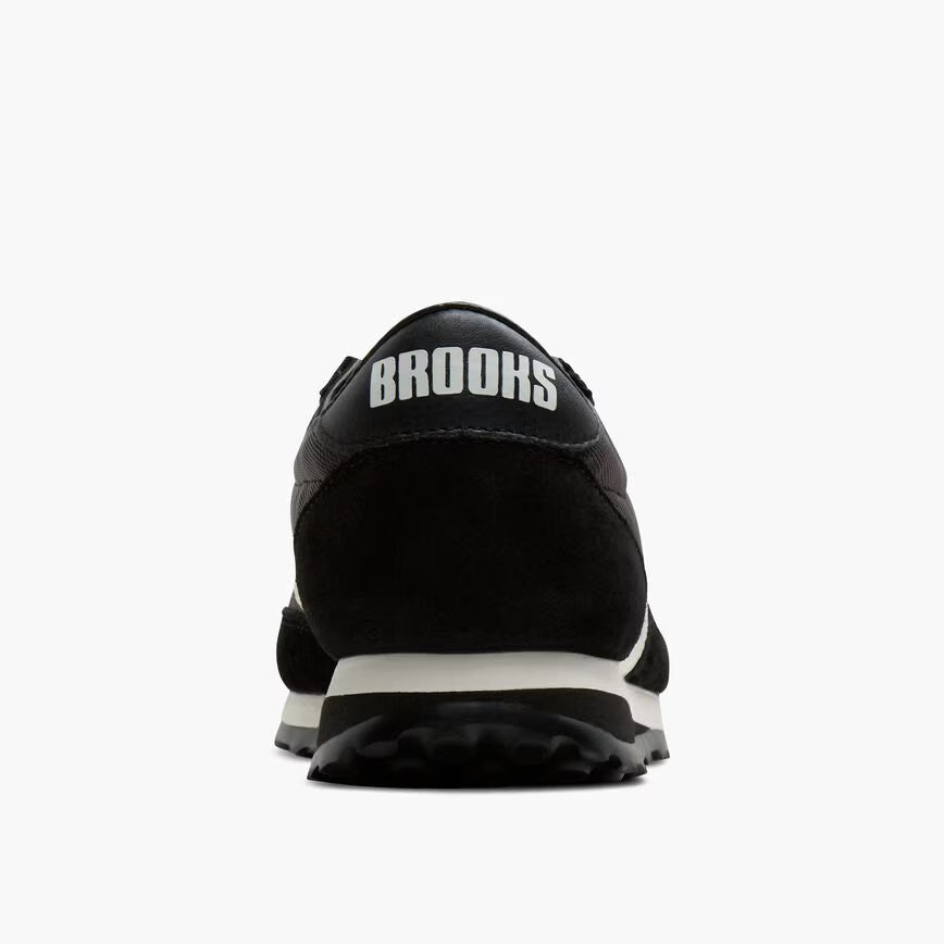 Brooks Vanguard