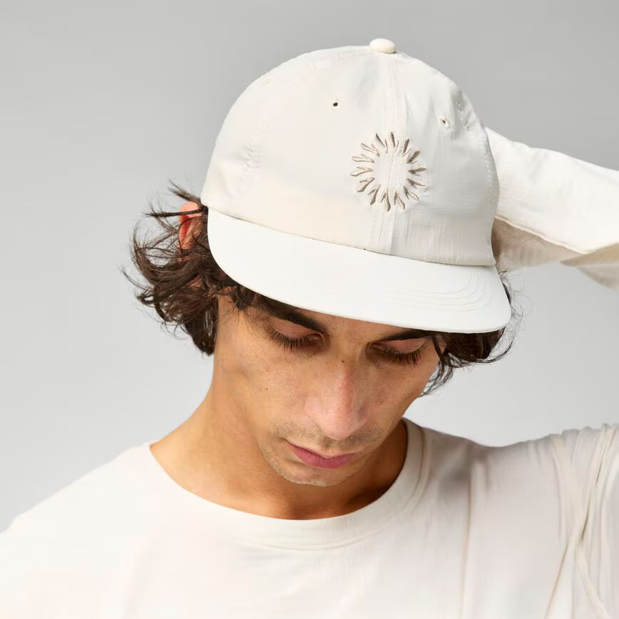 Movement Tech Hat